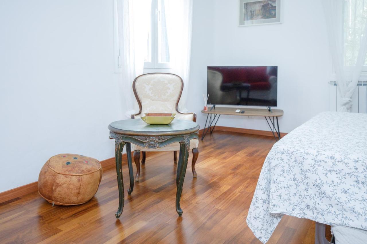 Gozzi House - Comoda Casa - Free Parking - Easy To Venice! Mestre Exterior photo