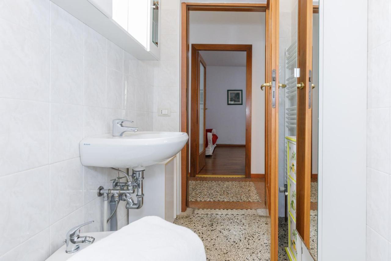 Gozzi House - Comoda Casa - Free Parking - Easy To Venice! Mestre Exterior photo